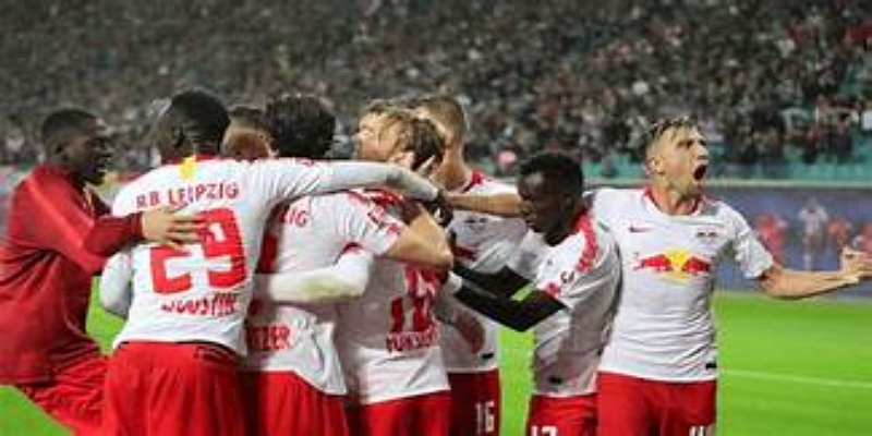 柏林赫塔vs法兰克福：乐鱼体育关注中游球队较量与稳定表现-乐鱼体育